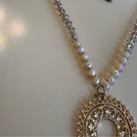 Beaded Pendant Necklace - Picture 3 of 6